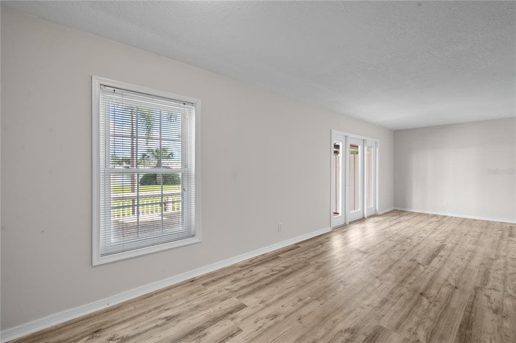 111 SEAHORSE DRIVE SE A photo 17