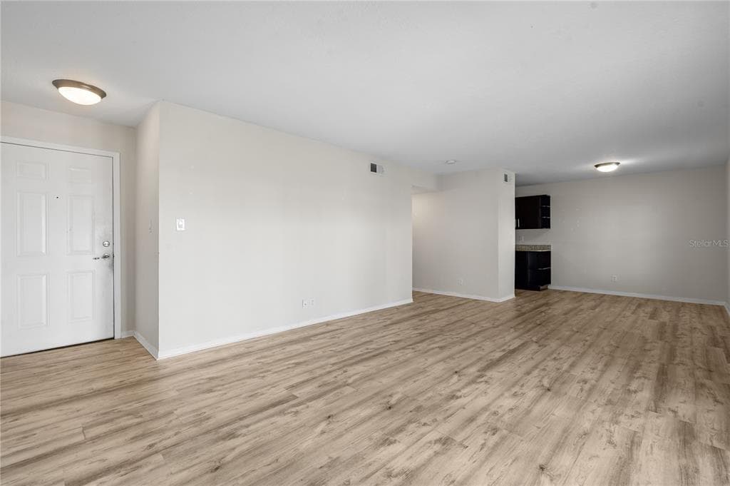 111 SEAHORSE DRIVE SE A photo 7