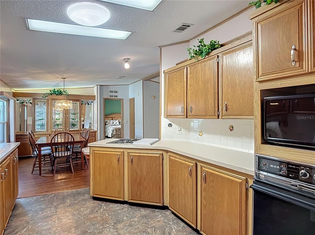 89 WHIPPORWILL COURT photo 5
