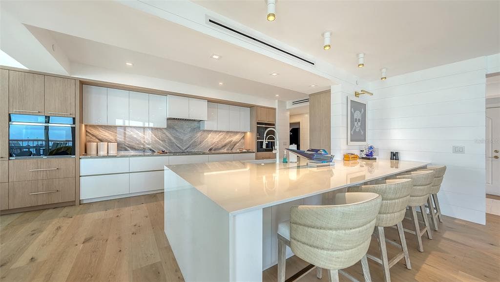 455 LONGBOAT CLUB ROAD 905 photo 24