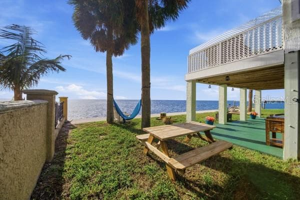 6421 DRIFTWOOD DRIVE photo 5
