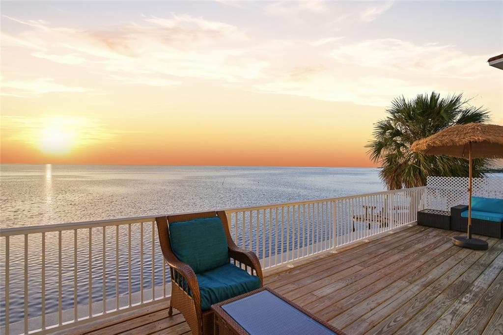 6421 DRIFTWOOD DRIVE photo 9