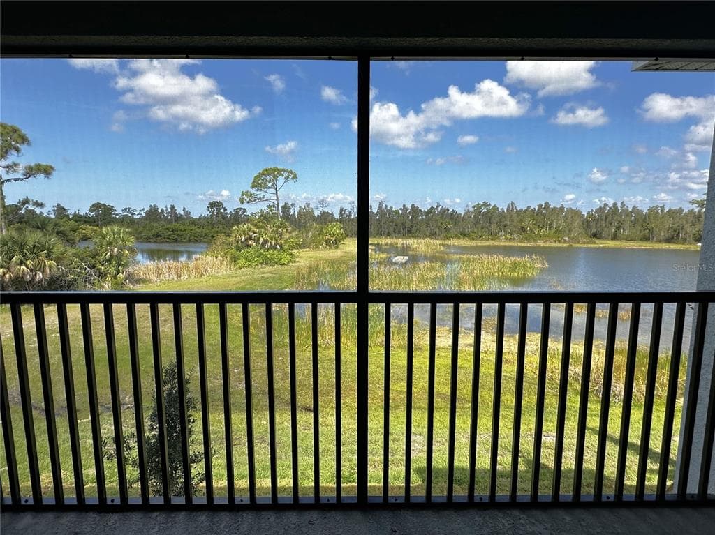 14271 HERITAGE LANDING BOULEVARD 1523 photo 5