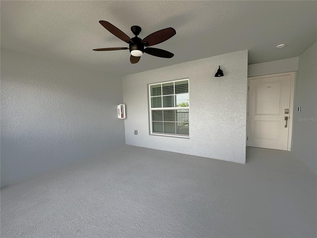 14271 HERITAGE LANDING BOULEVARD 1523 photo 8