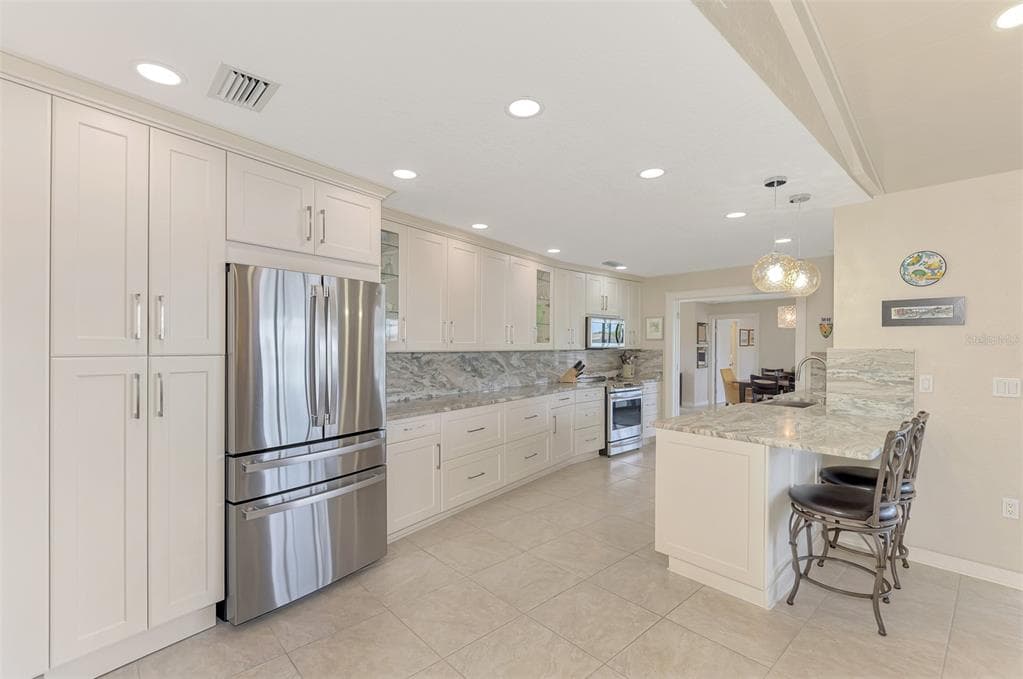 1830 RAINTREE LANE photo 22