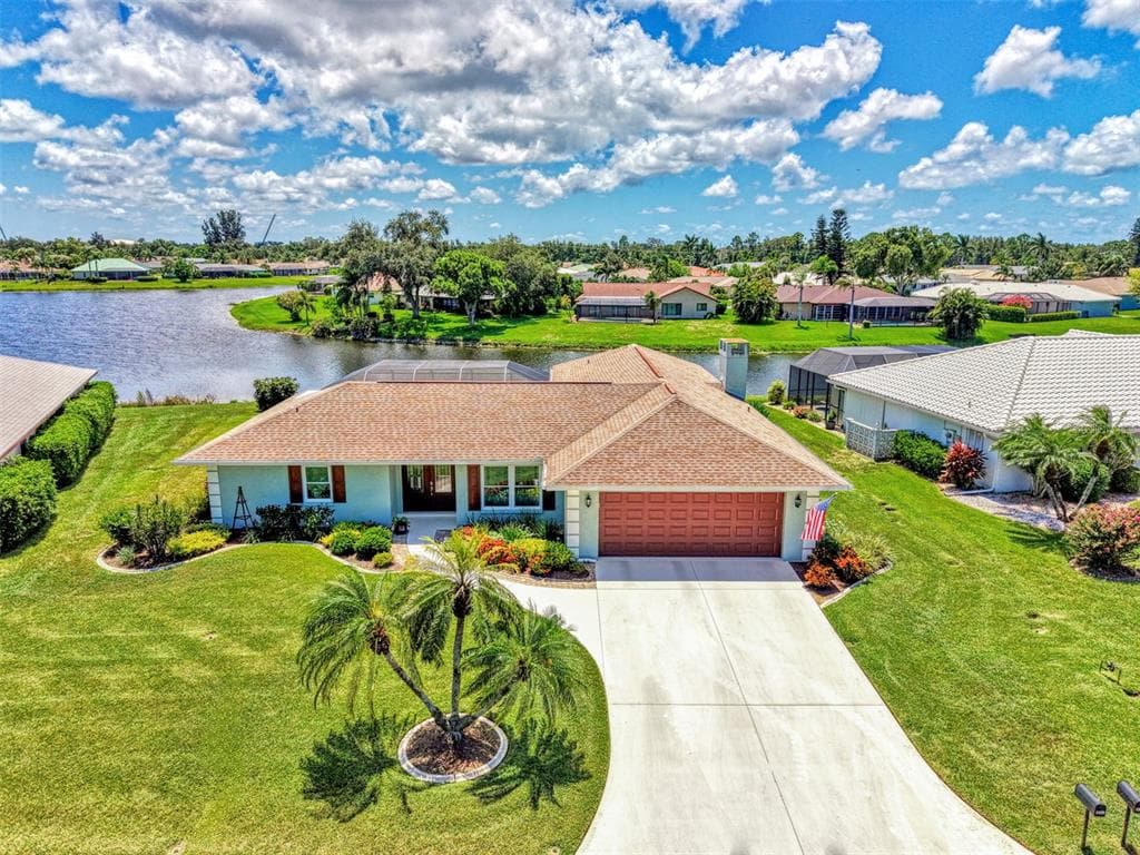1830 RAINTREE LANE photo 1