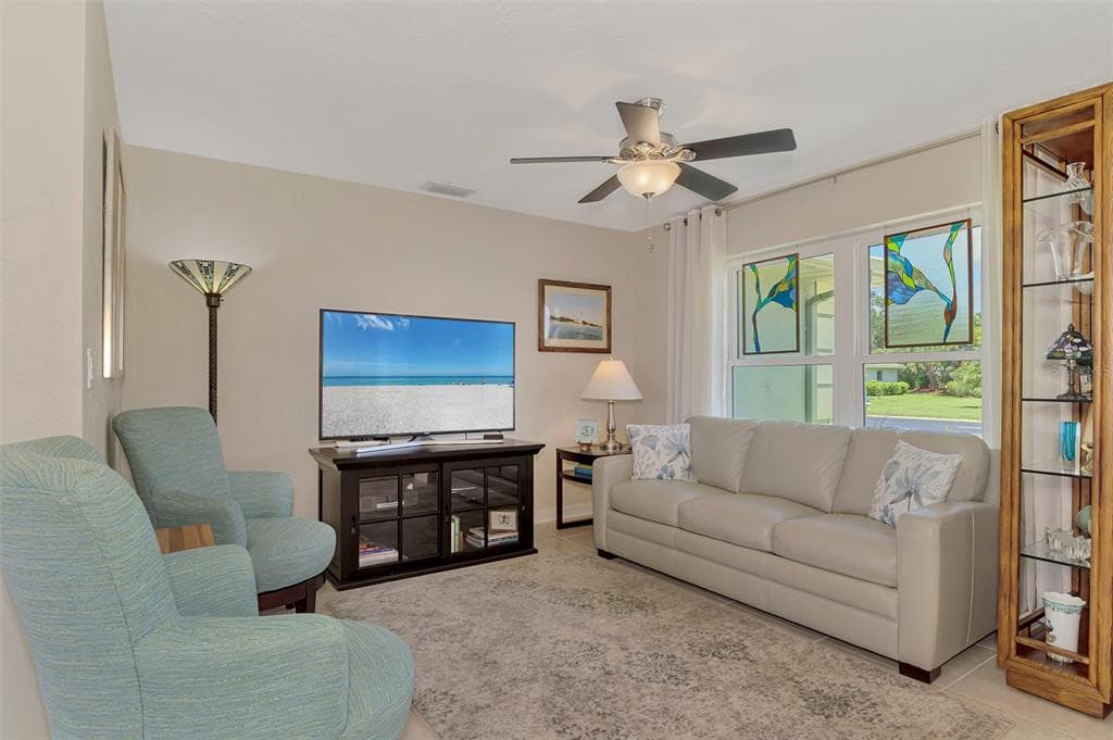 1830 RAINTREE LANE photo 11