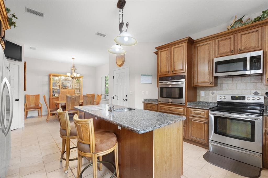 4190 NW 153RD COURT photo 6