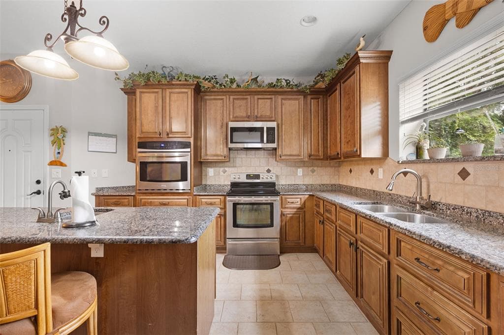4190 NW 153RD COURT photo 9