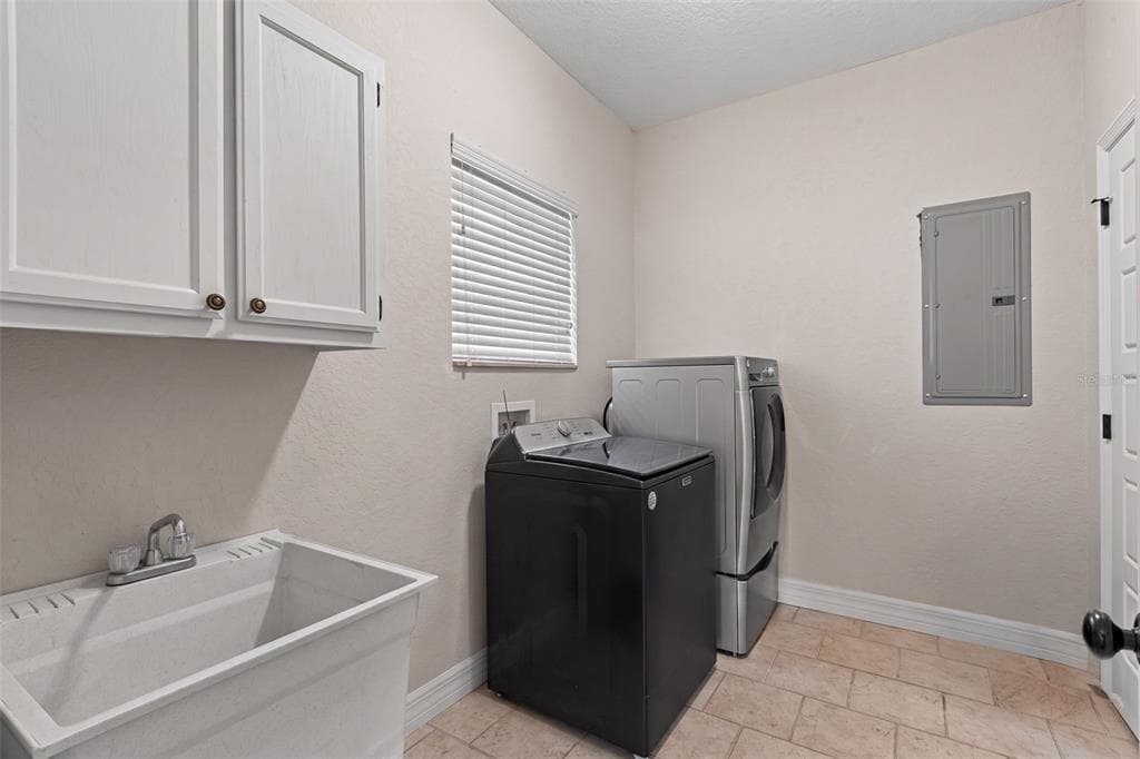 4190 NW 153RD COURT photo 14