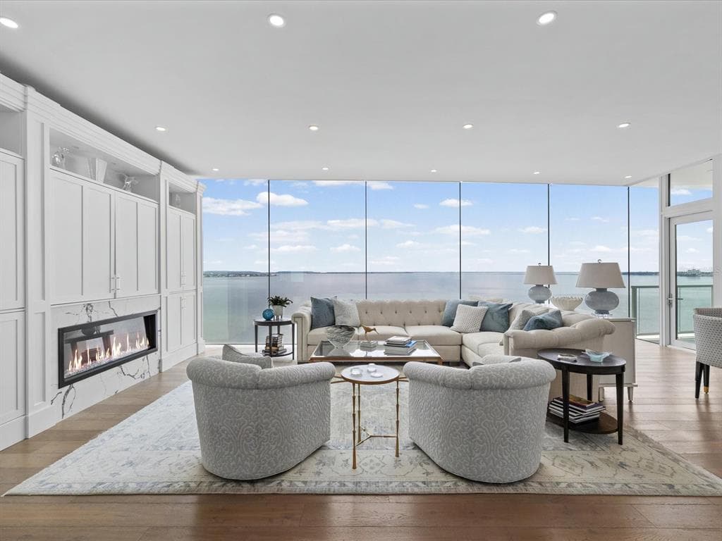 2619 BAYSHORE BOULEVARD 900 photo 1