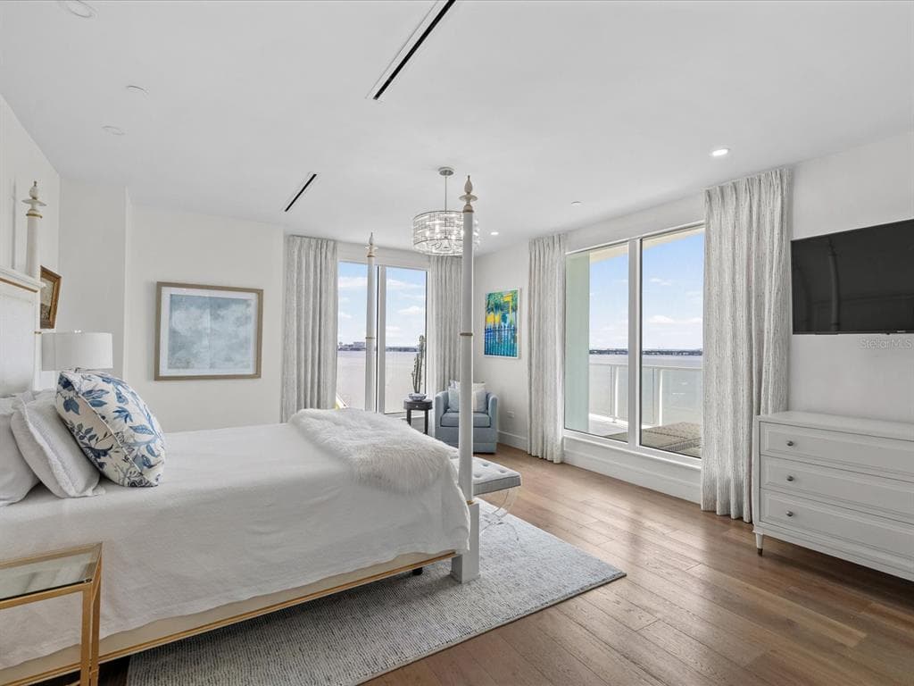 2619 BAYSHORE BOULEVARD 900 photo 14