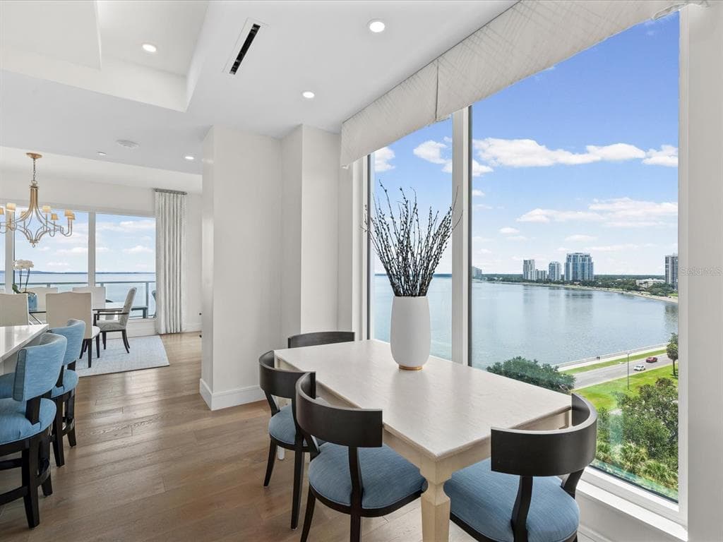 2619 BAYSHORE BOULEVARD 900 photo 8