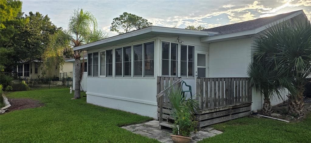 34 WISTERIA DRIVE photo 21