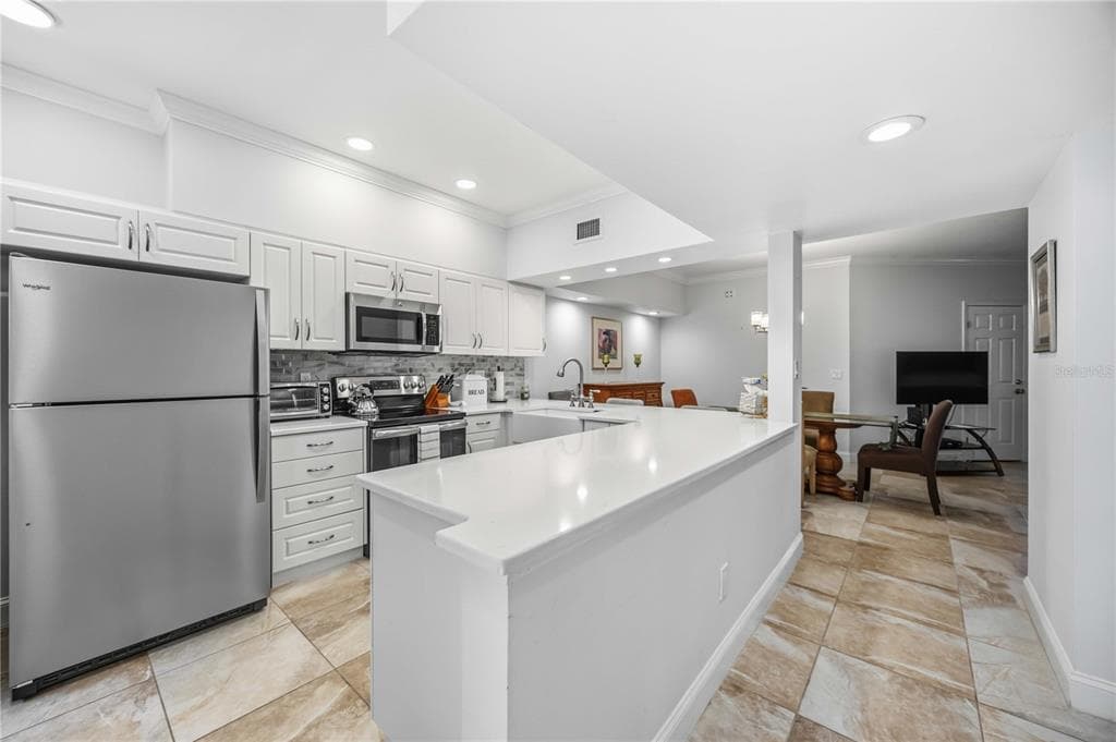 5726 ASHTON LAKE DRIVE 11 photo 9