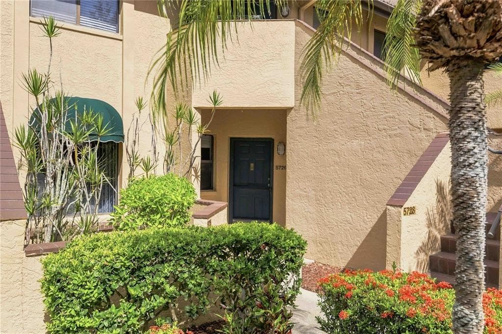 5726 ASHTON LAKE DRIVE 11 photo 4