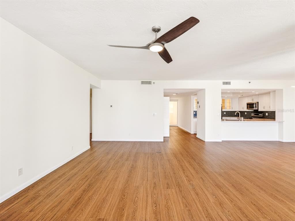 1255 N GULFSTREAM AVENUE 1101 photo 6