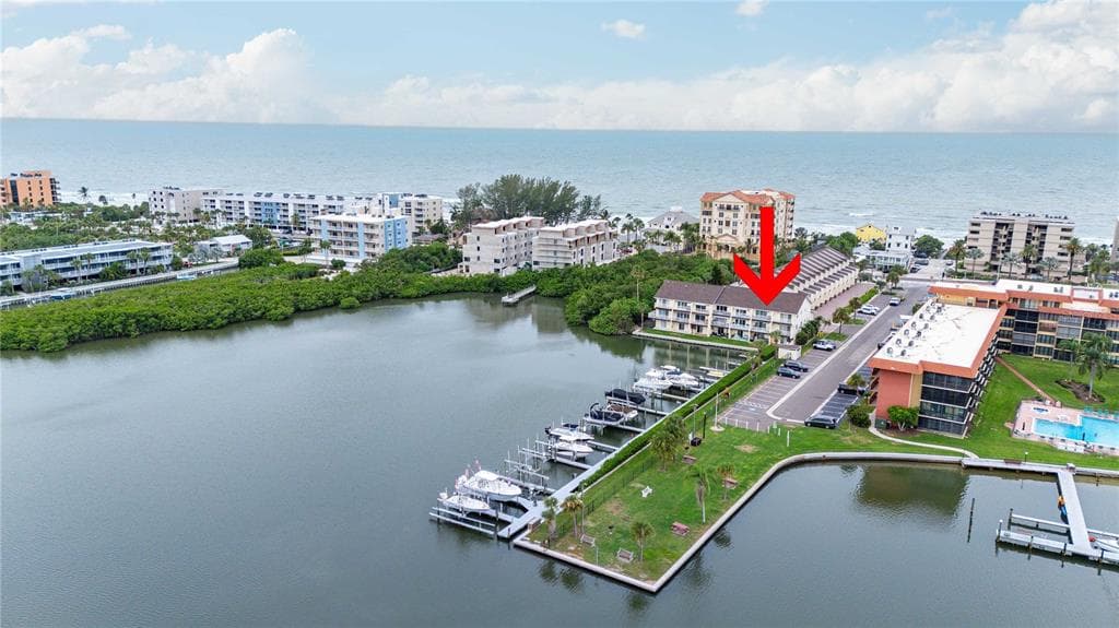 19651 GULF BOULEVARD B2 photo 3