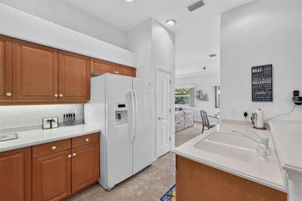 1050 YOSEMITE DRIVE photo 22