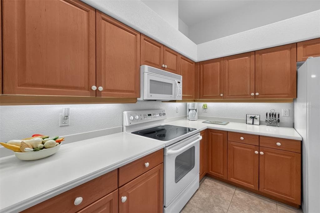1050 YOSEMITE DRIVE photo 21