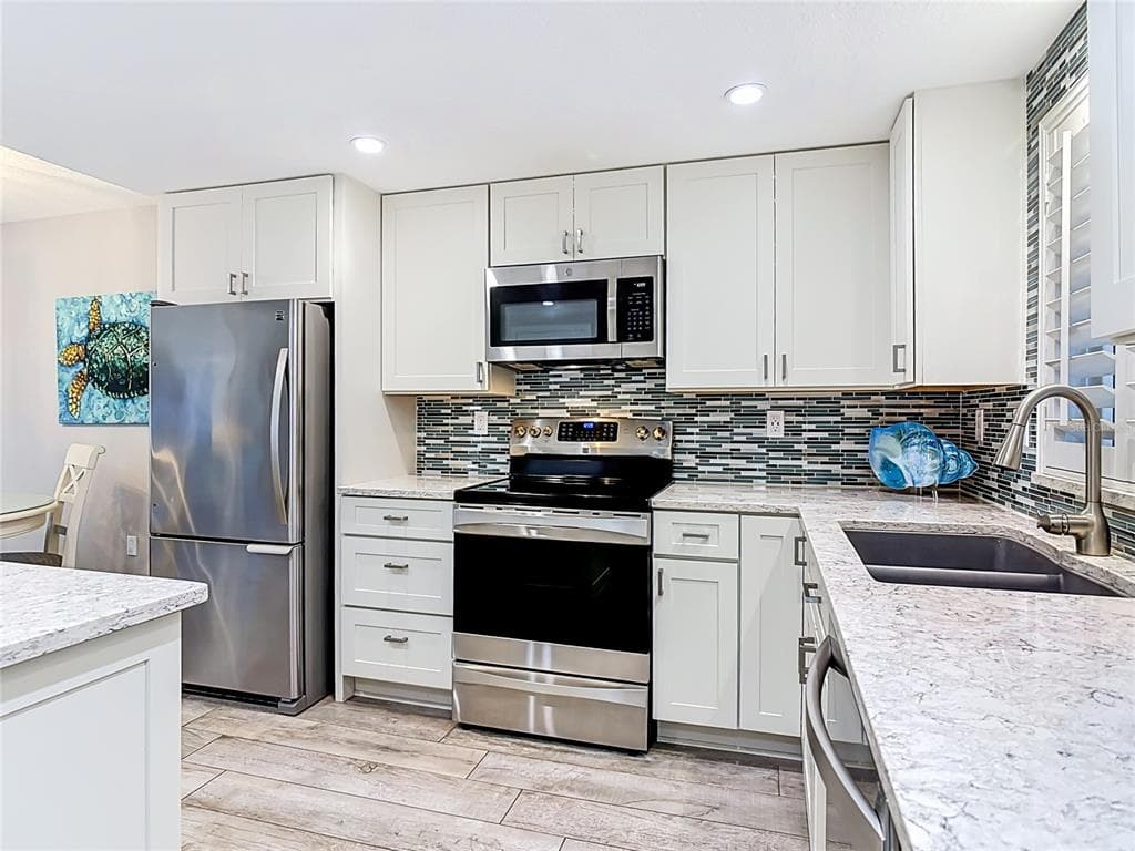 4495 S ATLANTIC AVENUE 1010 photo 3