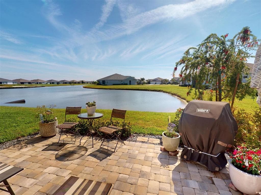 24313 WESTGATE BOULEVARD photo 13