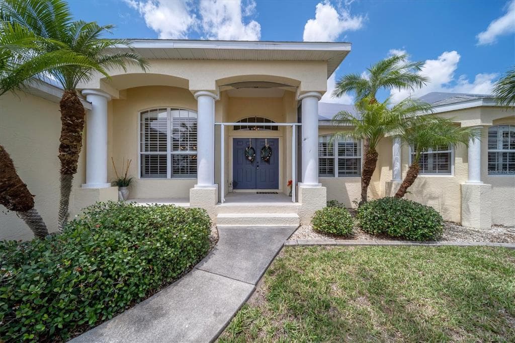 36 PINE VALLEY COURT photo 1
