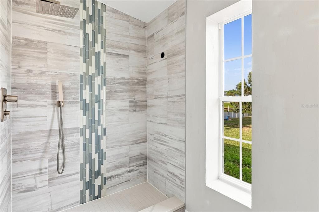 6488 ANGLE PLACE photo 10