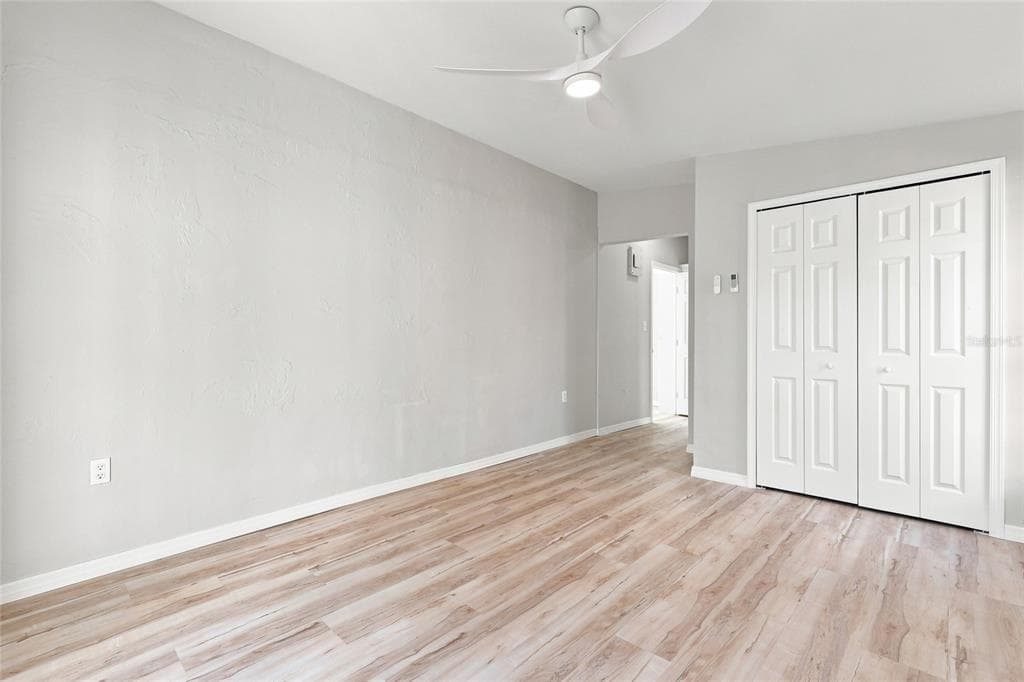 6488 ANGLE PLACE photo 14