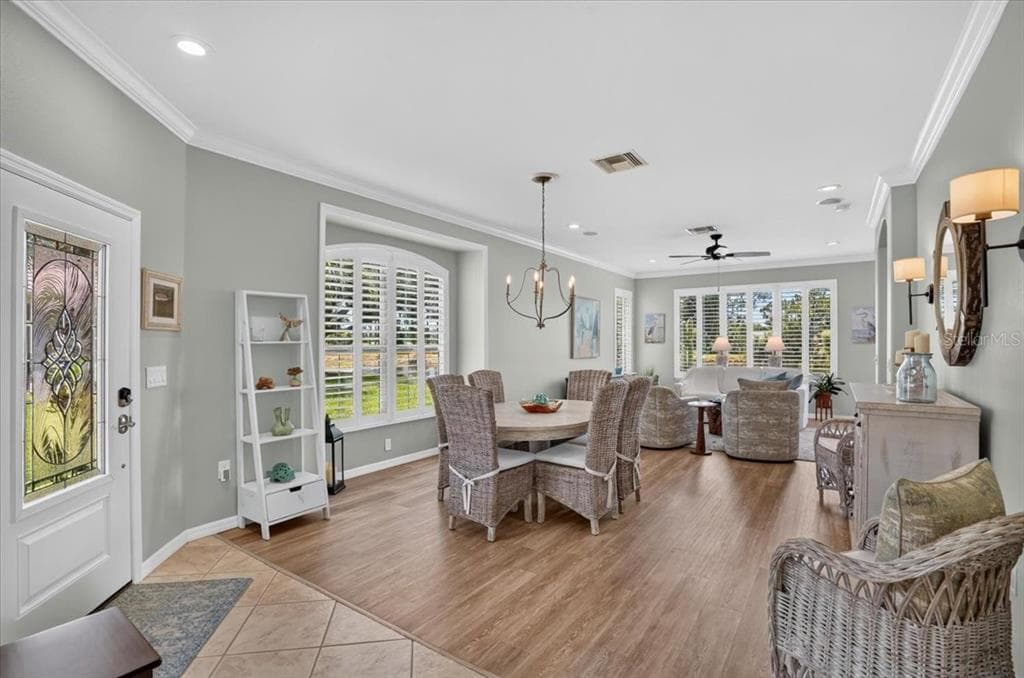 5037 WHISPERING OAKS DRIVE photo 4