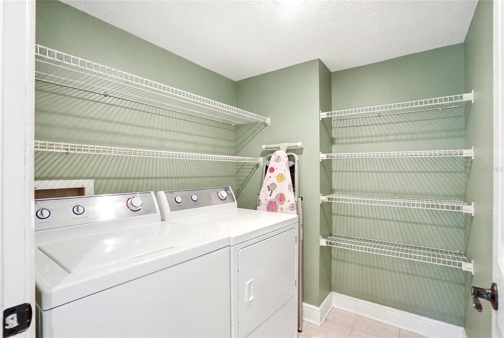 1328 PASADENA AVENUE S 308 photo 25