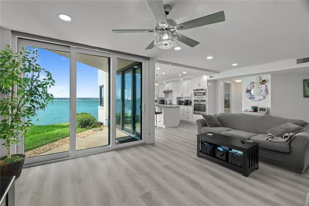 5505 LA PUERTA DEL SOL BOULEVARD S 126 photo 6