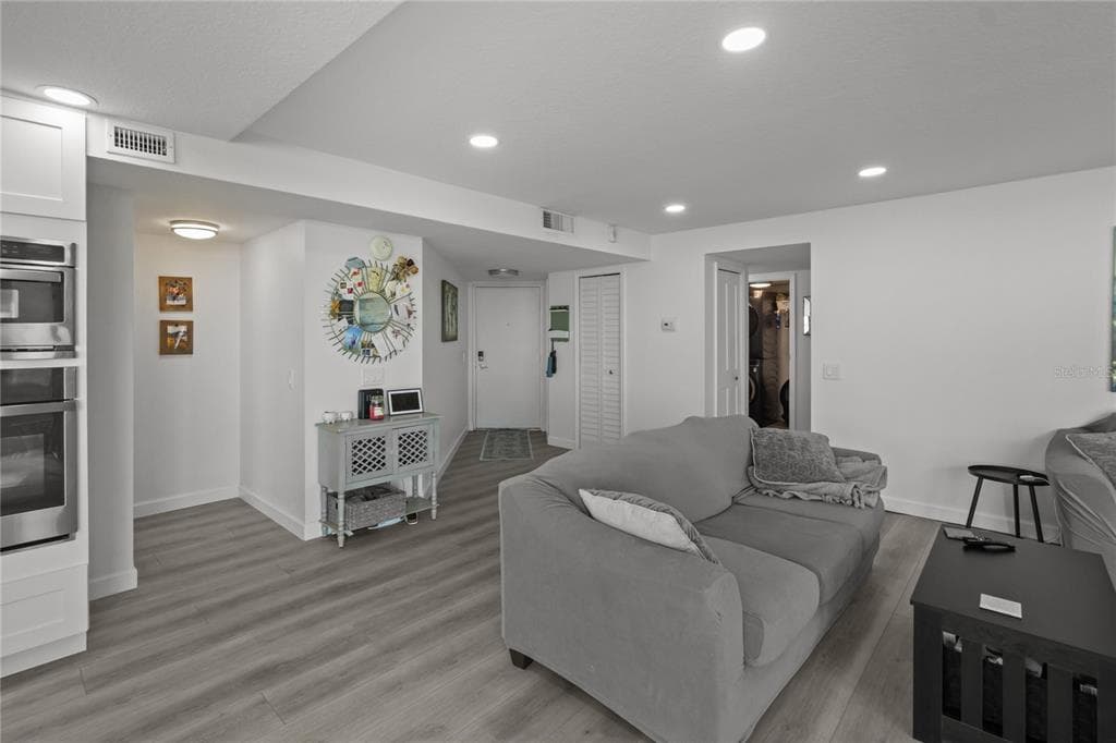 5505 LA PUERTA DEL SOL BOULEVARD S 126 photo 17