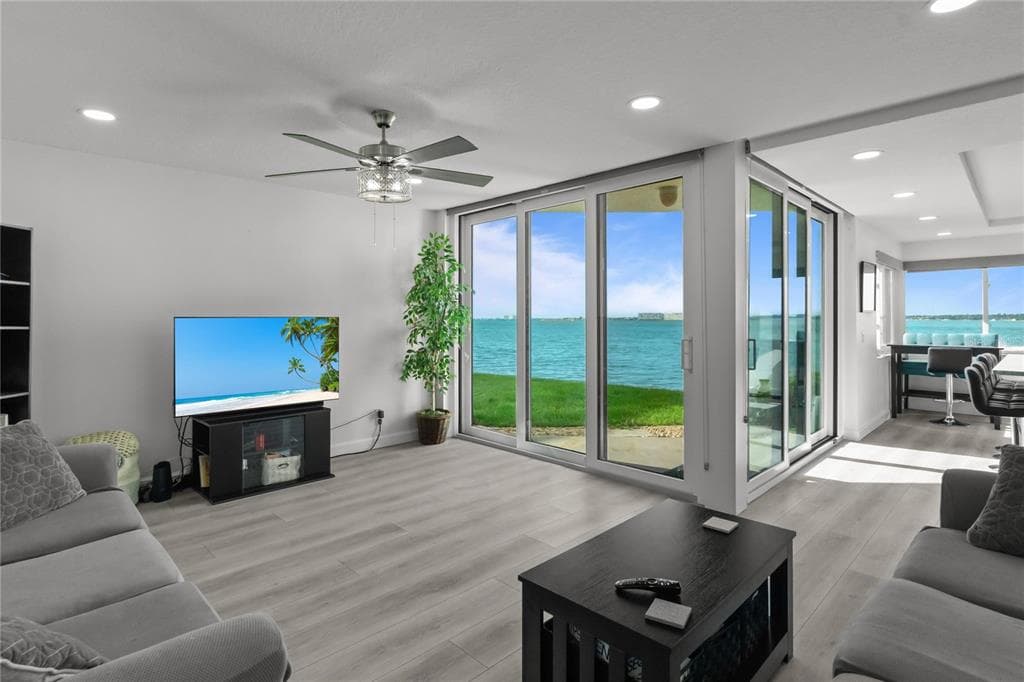 5505 LA PUERTA DEL SOL BOULEVARD S 126 photo 7