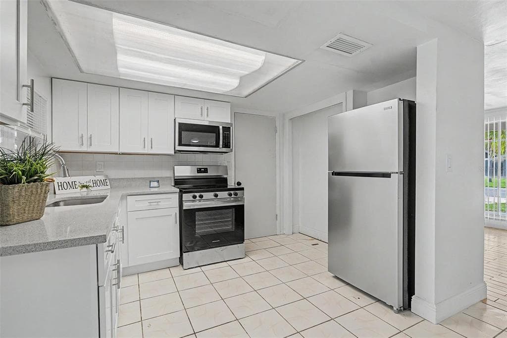 3909 SAIL DRIVE photo 7