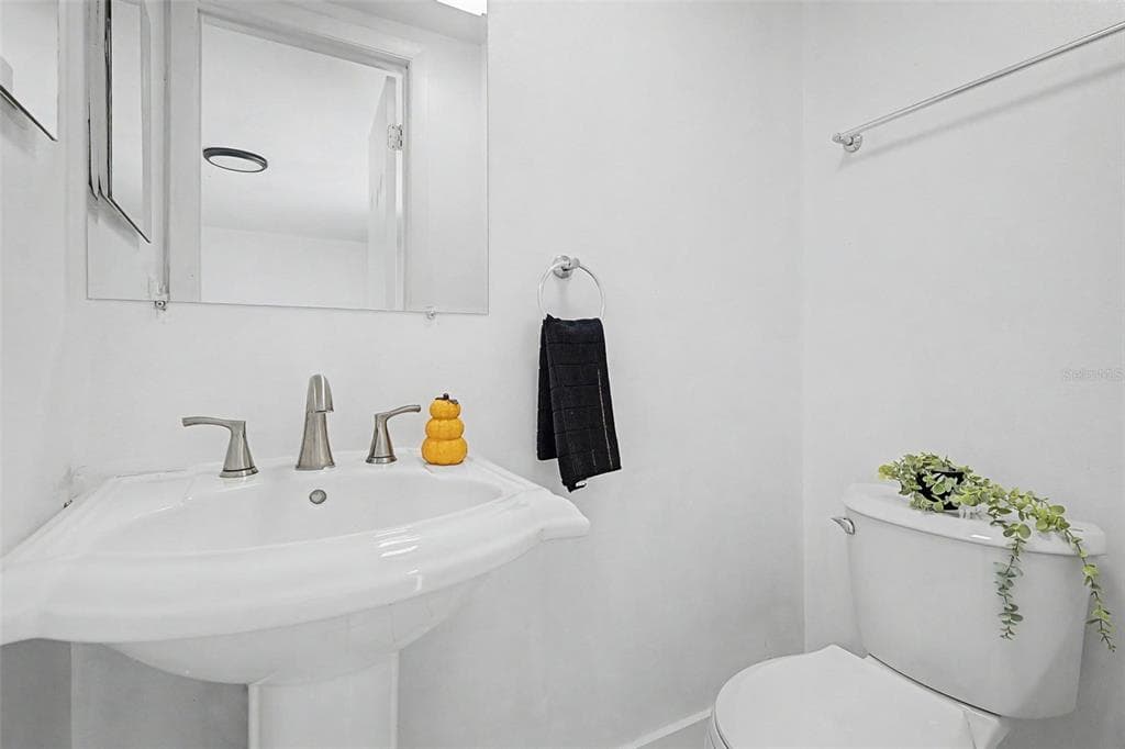 3909 SAIL DRIVE photo 11