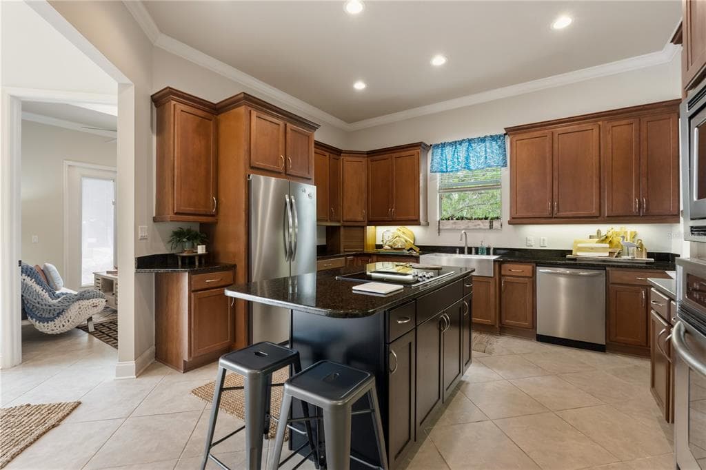 5158 S RIVERVIEW CIRCLE photo 9