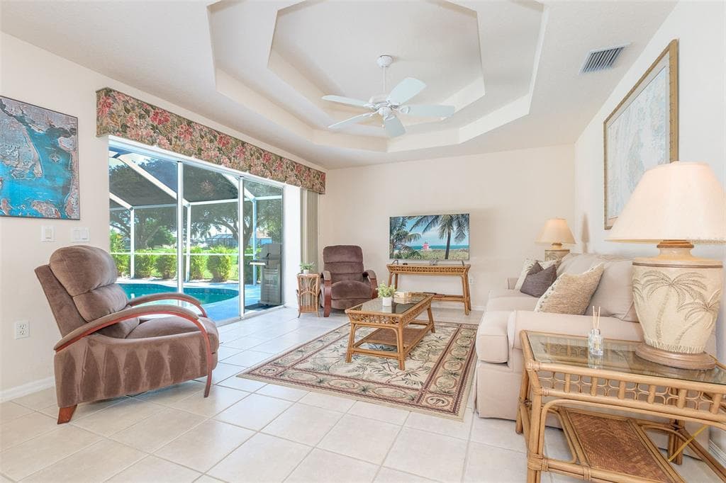 42 BROADMOOR LANE photo 13