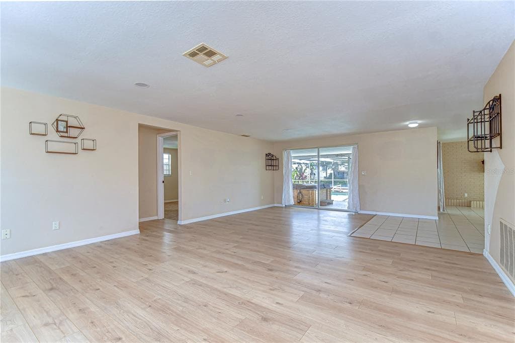 9826 ISLAND HARBOR DRIVE photo 22