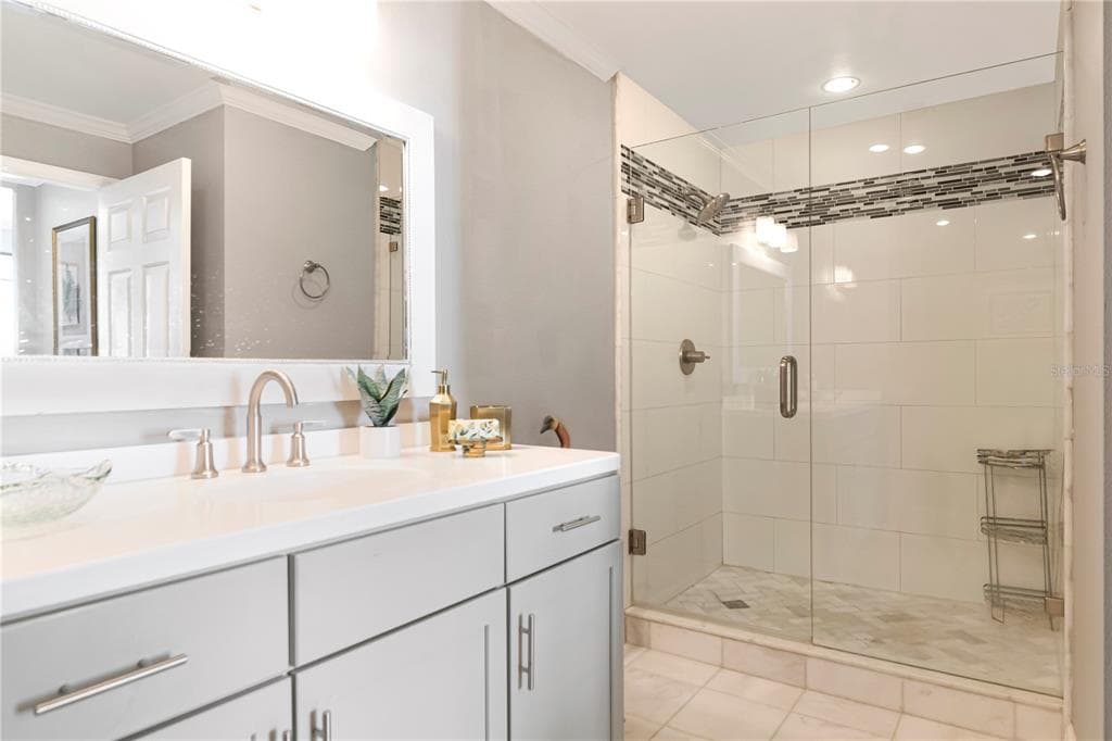 345 BAYSHORE BOULEVARD 808 photo 16