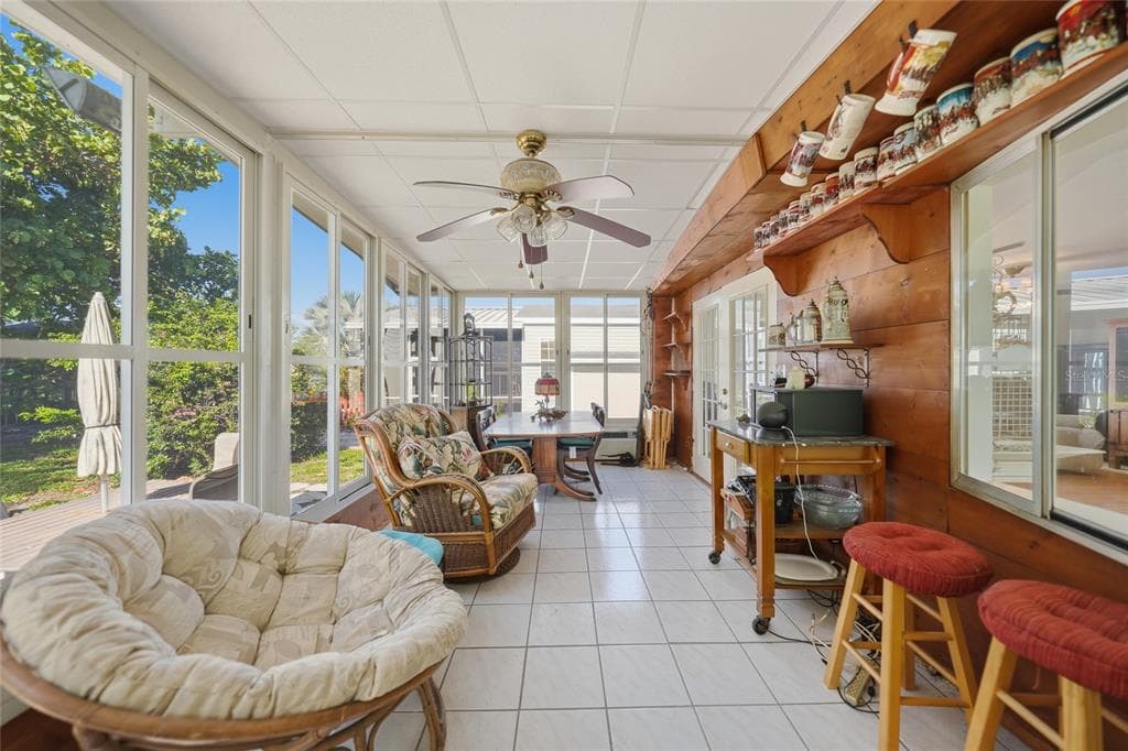 1230 SEAHORSE LANE photo 23