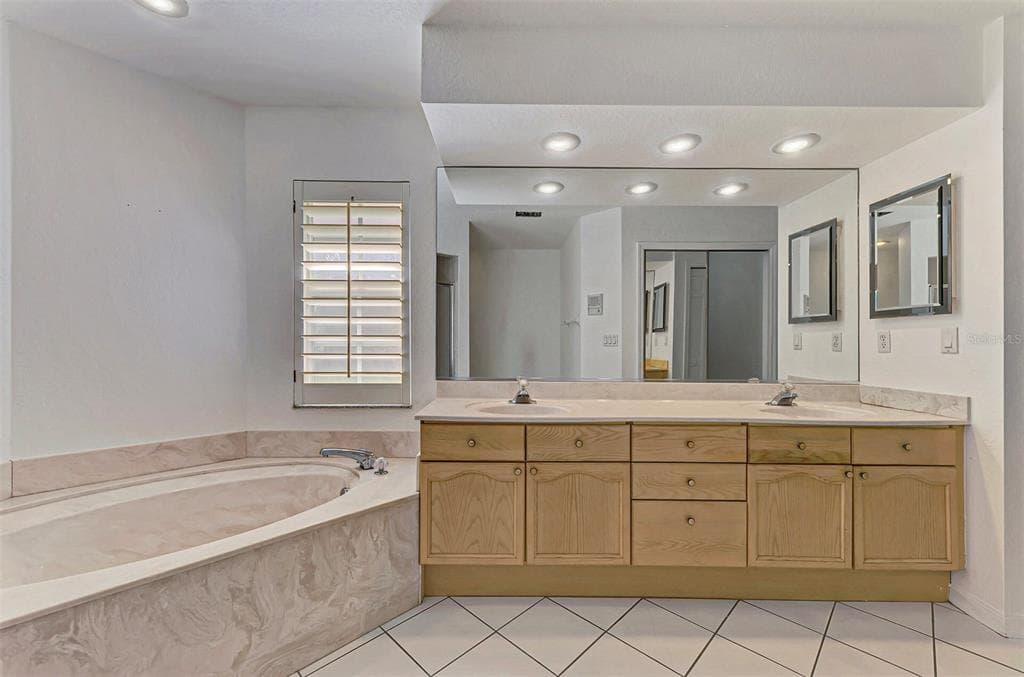 4468 ASCOT CIRCLE N photo 20