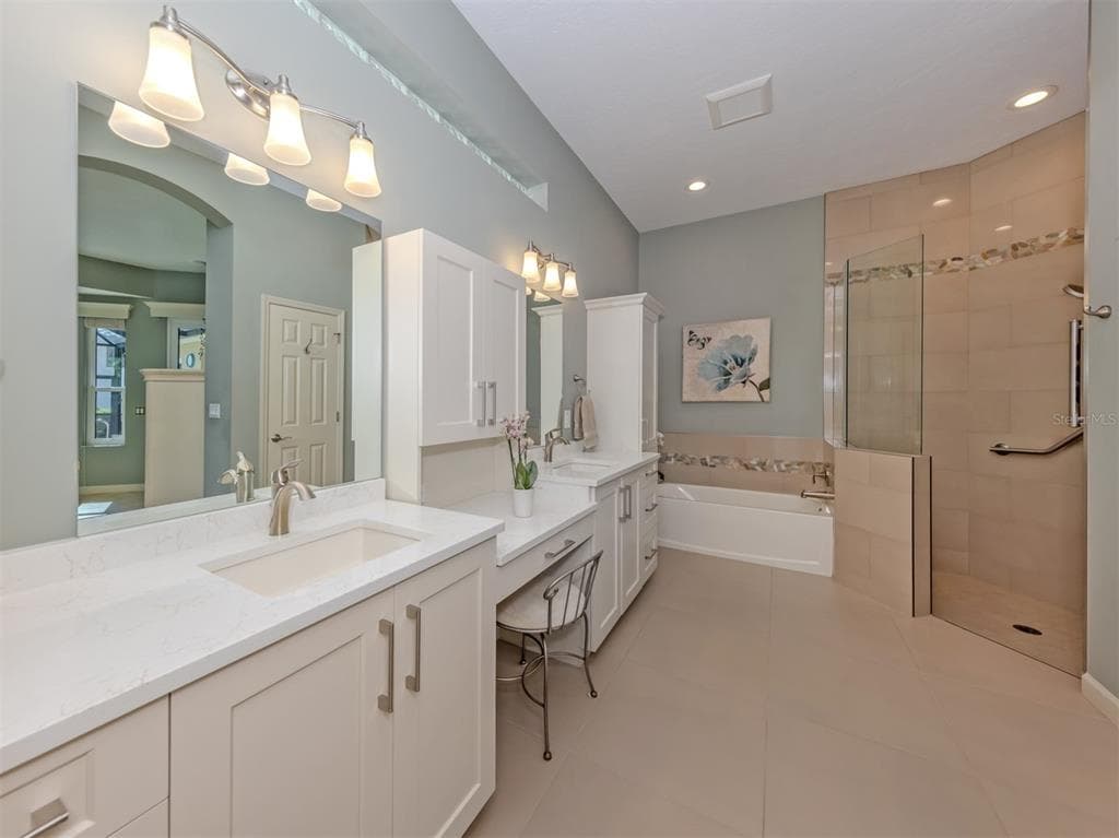 406 WELLINGTON COURT photo 23