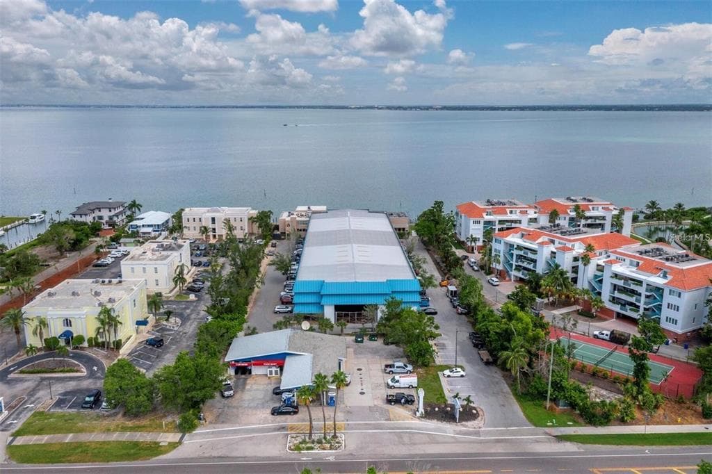408 GULF OF MEXICO DRIVE 2126 photo 1