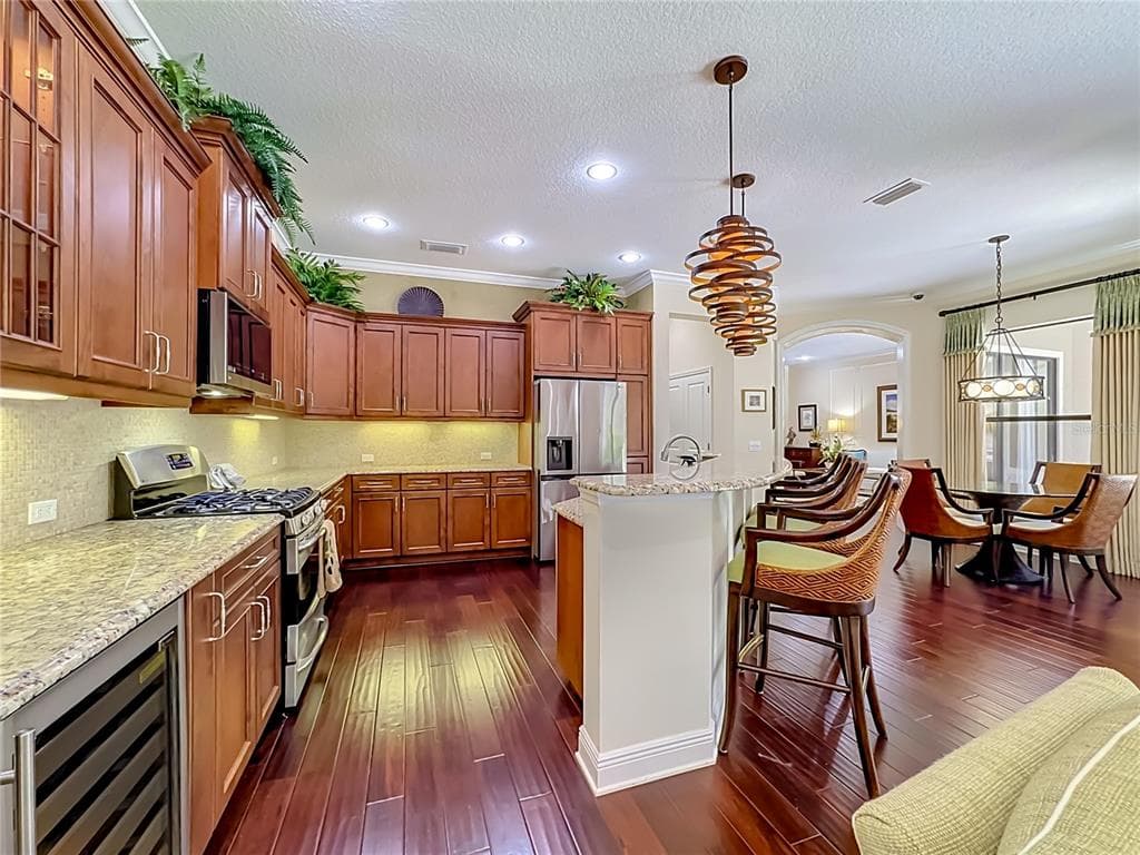 7668 SILVERWOOD COURT photo 14