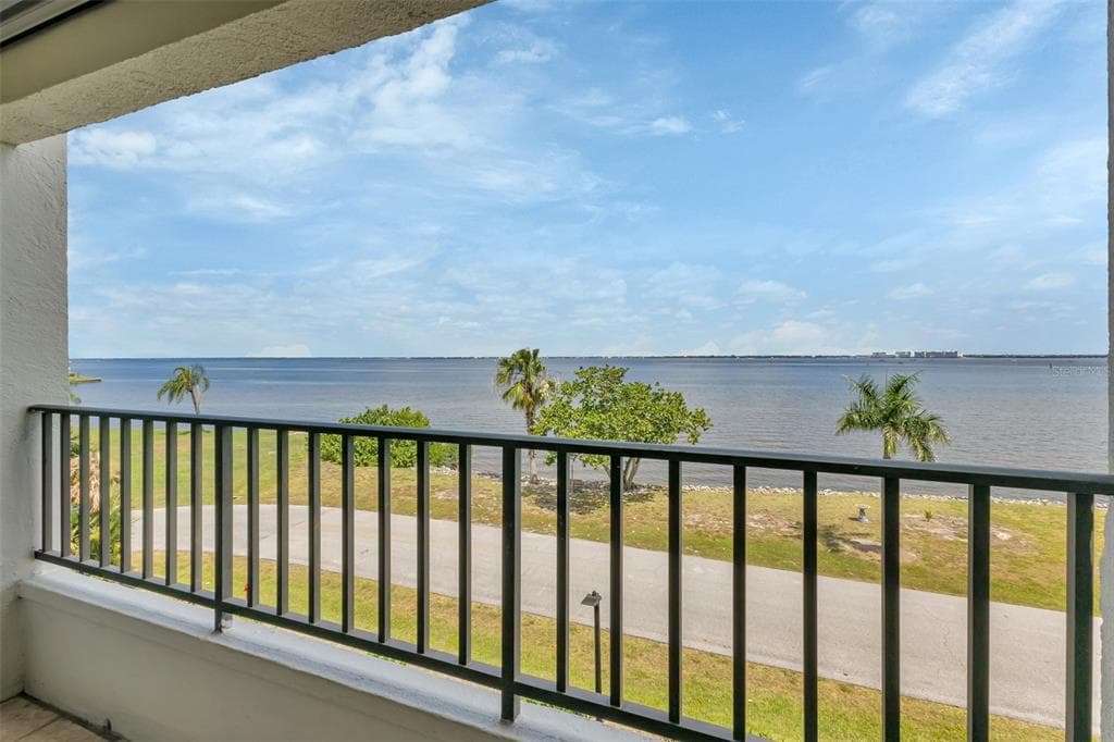1500 PARK BEACH CIRCLE 3B photo 13