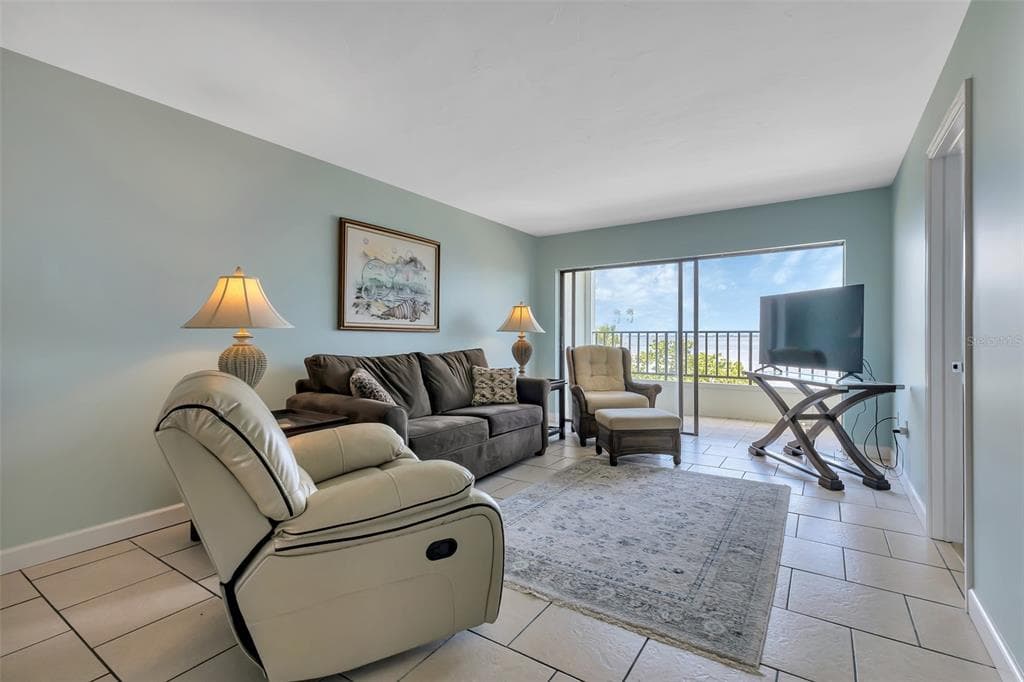 1500 PARK BEACH CIRCLE 3B photo 24