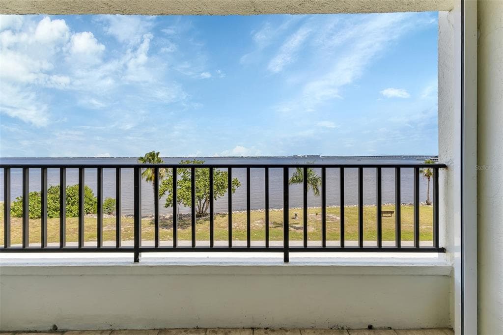 1500 PARK BEACH CIRCLE 3B photo 11