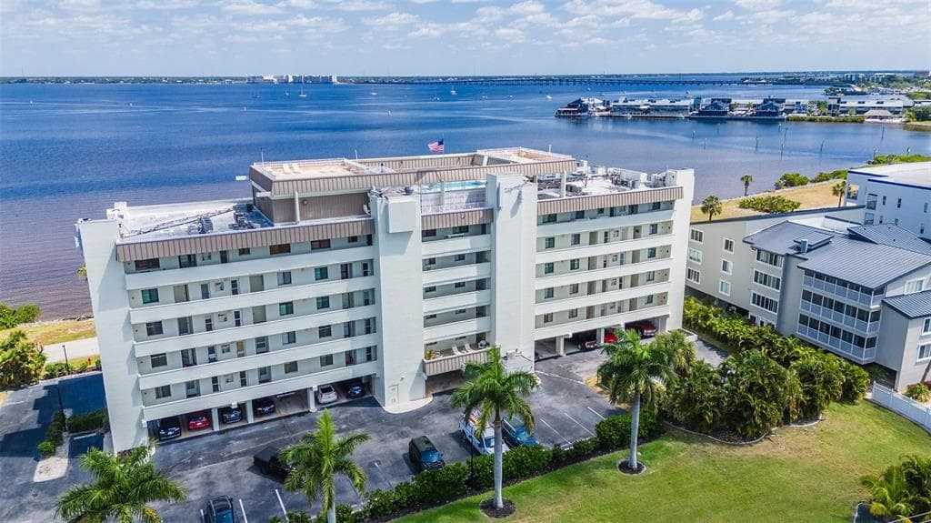 1500 PARK BEACH CIRCLE 3B photo 8