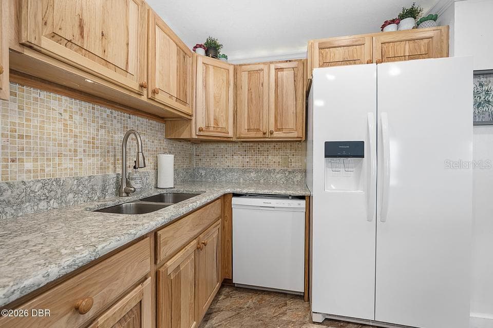 1415 OCEAN SHORE BOULEVARD F110 photo 20